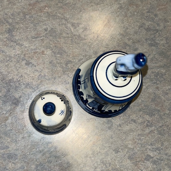 Two delfts blue hand painted bells.$28 for both - Picture 2 of 8